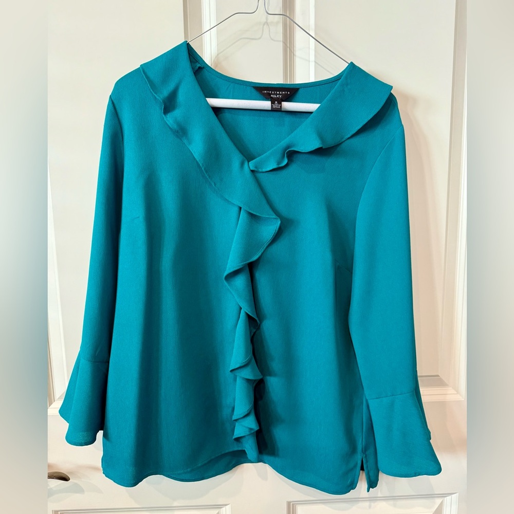 Investments Riley Teal green Ruffle Blouse, size small, like new.